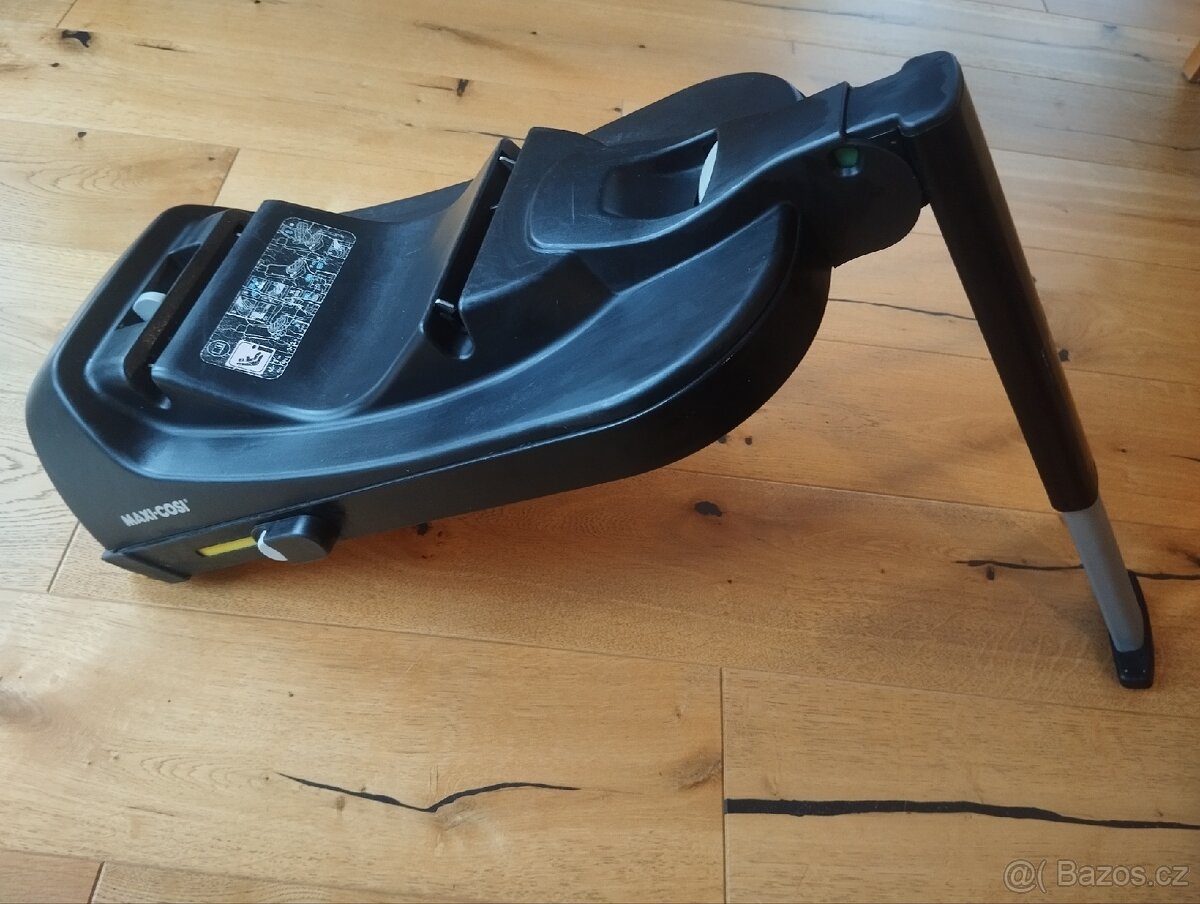 Maxi Cosi autosedačka Cabrio Fix i-Size + základna - 11