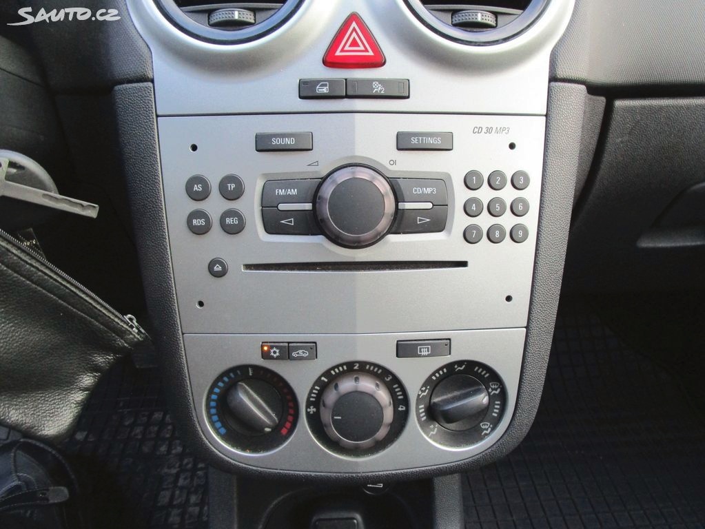 Opel Corsa, 1,2-51KW-NOVÁ STK+OLEJ - 11