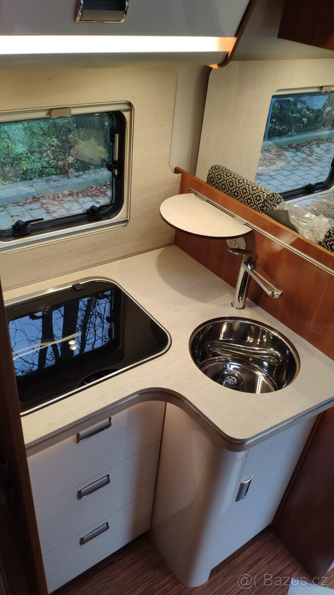 LAIKA KOSMO EMBLEMA 509 - 11