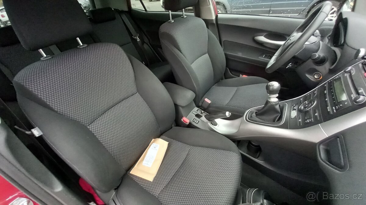 Toyota Auris 1.6, 88 tis. km - 11