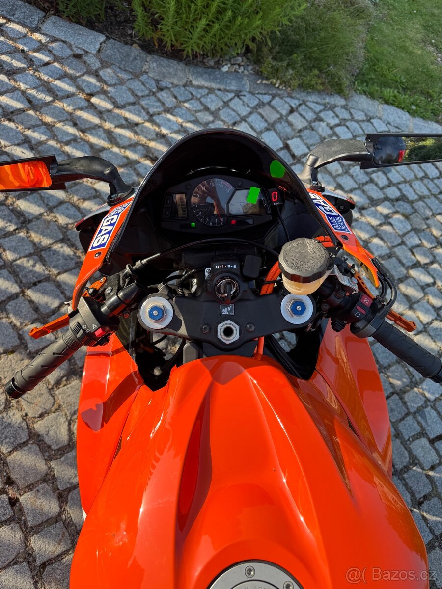 Honda cbr 600rr pc40 - 11