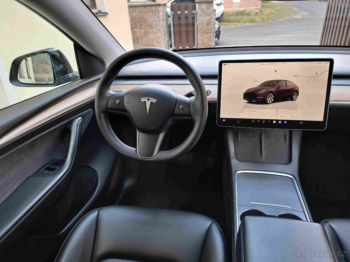 Tesla Model Y RWD - 1857 - 11