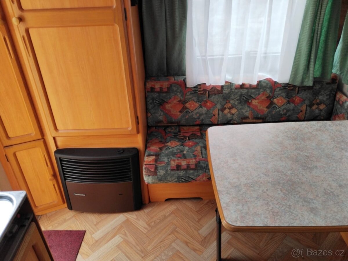 Karavan LMC, Kuchyňka, Koupelna, Topení - 11