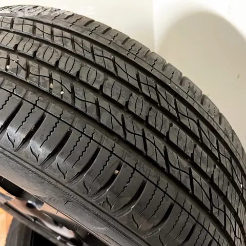 SSANGYONG KORANDO 5x112 R17 ET35+CELOROČNÍ 225/60R17 7/6mm - 11