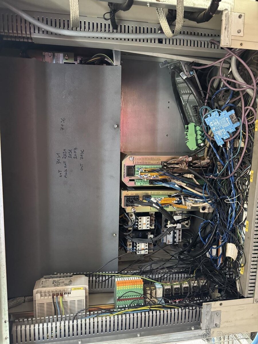 Paletizační robot MOTOMAN SP100X - 11