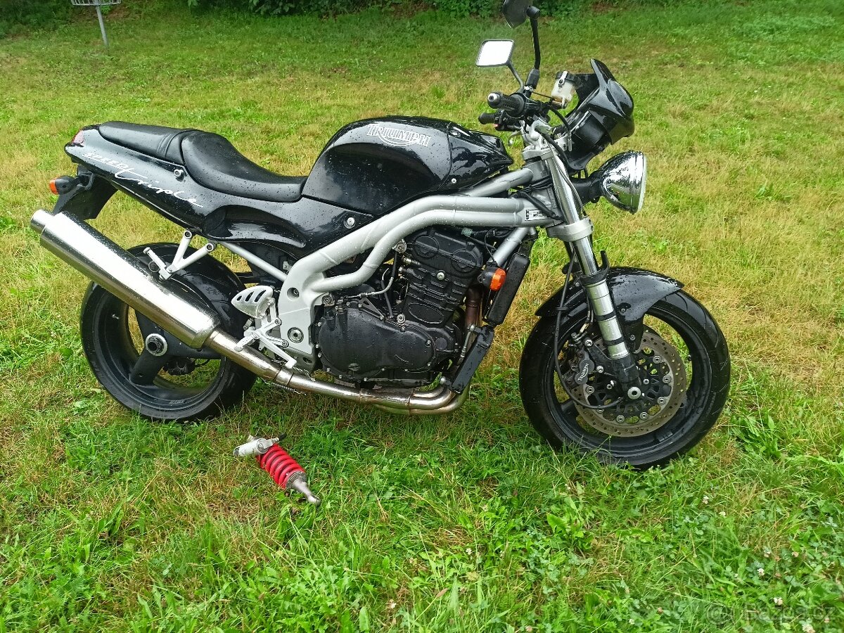 Triumph speed triple 955 - 11