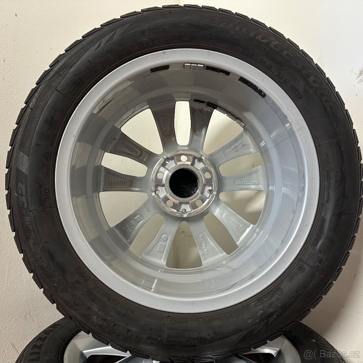 MERCEDES C W205 5x112 R17 ET48,5+ZIMNÍ 225/50R17 6mm - 11