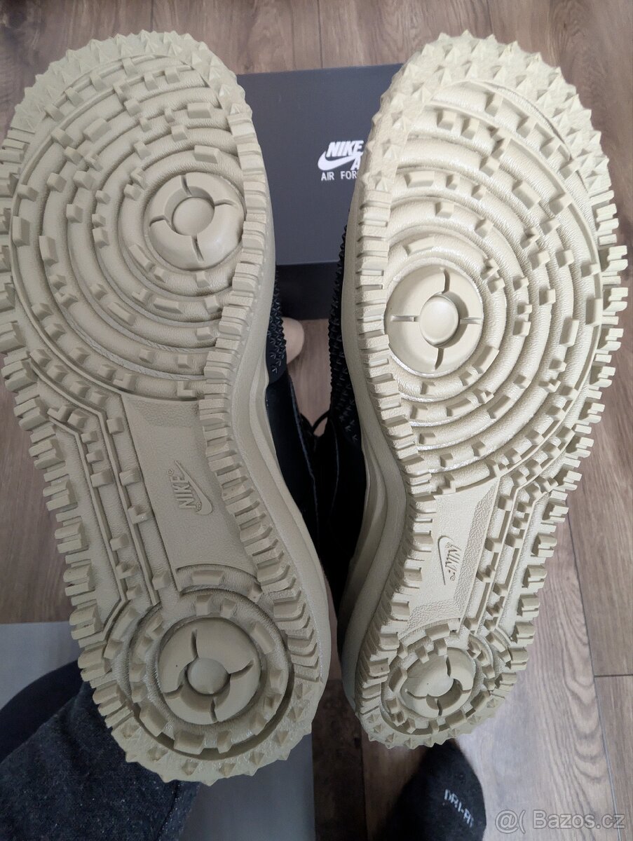 Nike Lunar Force 1 Duckboot velikost EUR 44 - 11