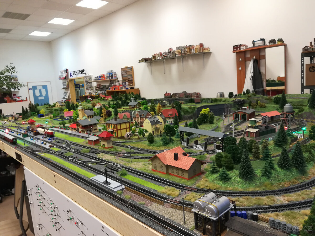 Kolejiště TT 320 x 185 - 11