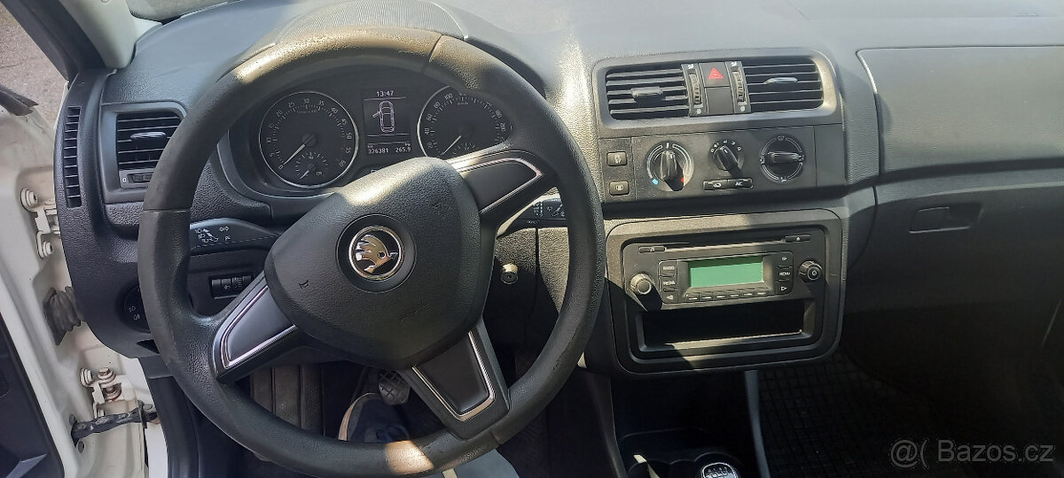 Škoda Fabia Combi r.v.2014 nafta - 11