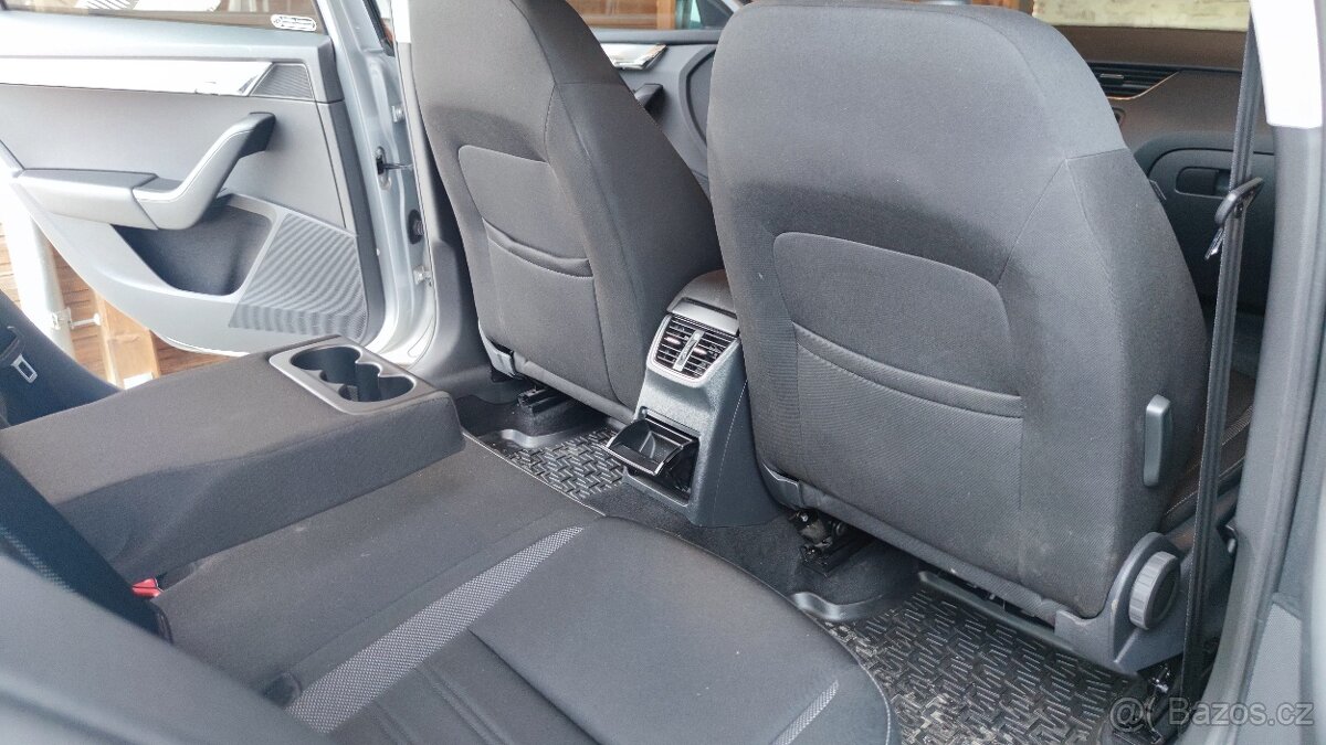 Škoda Octavia 3 Sedan - 11