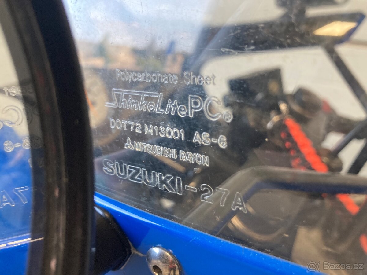 SUZUKI GSX-R 750 - 11