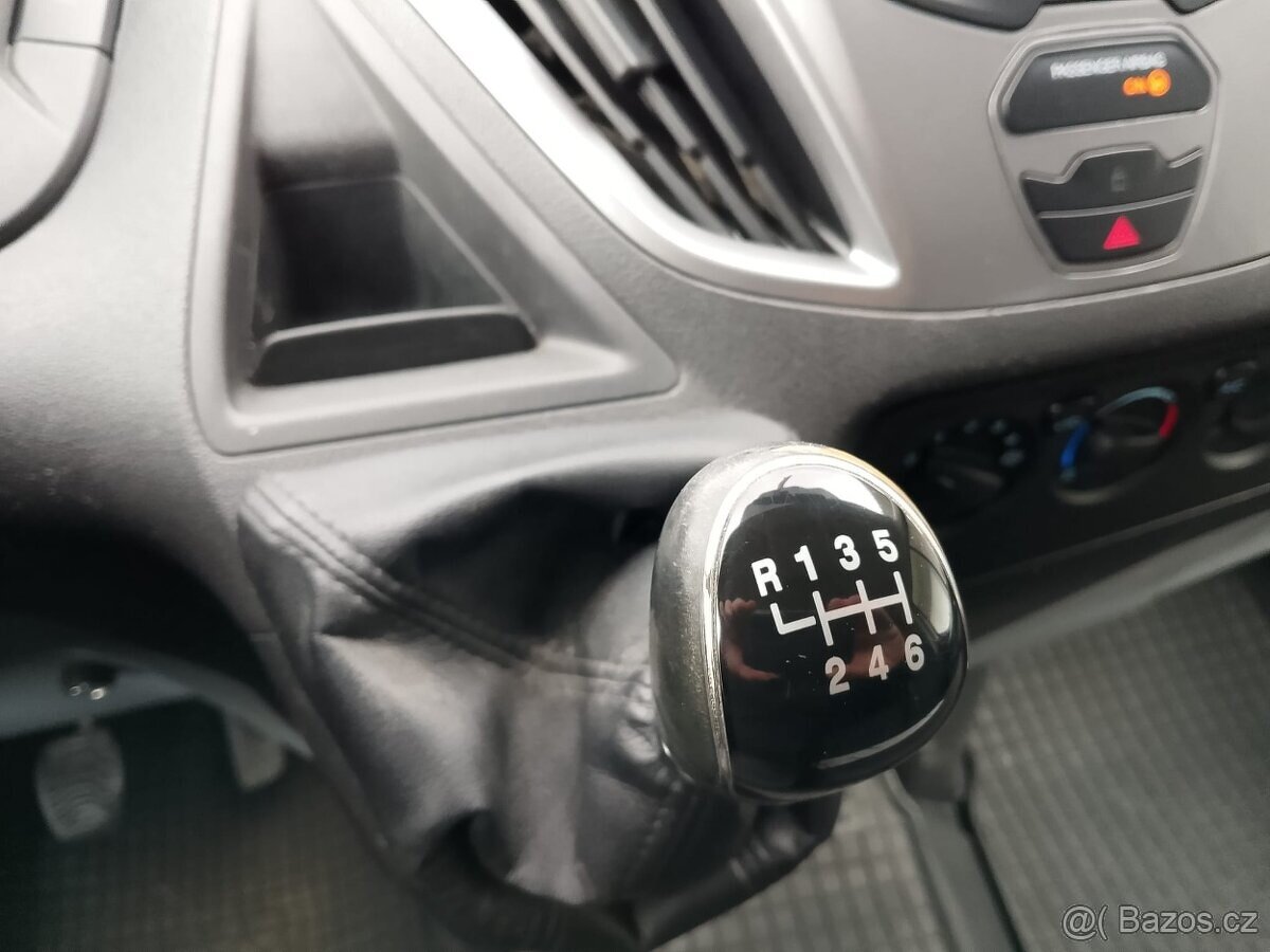Ford Transit Custom - 11