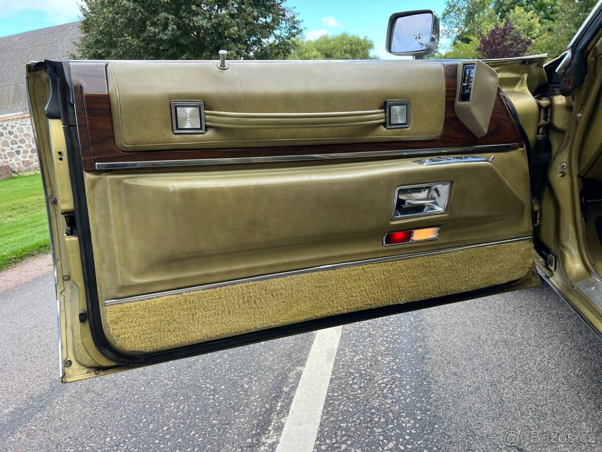 1973 Cadillac Coupe Deville - 11