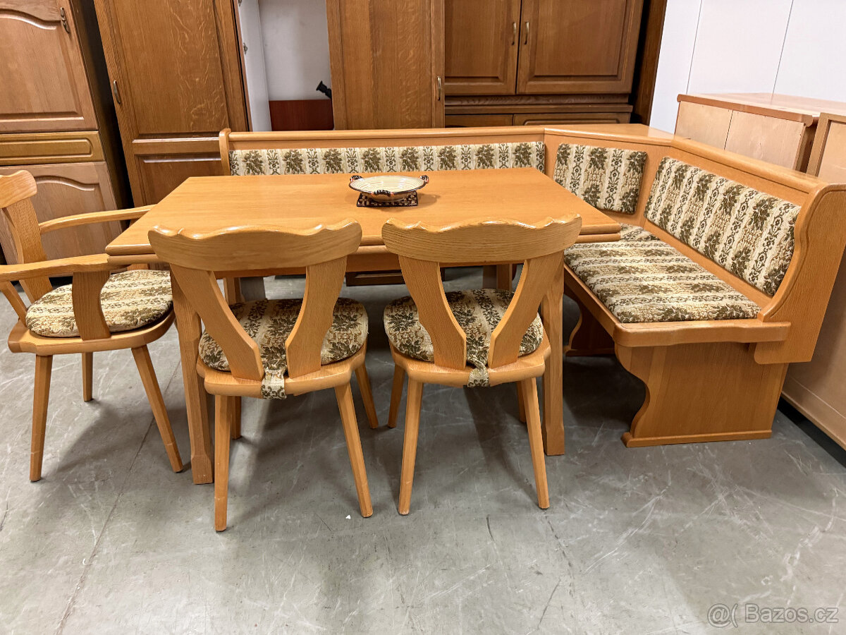 Dubová rohová lavice ,rozkládací stůl a tři židle - 11