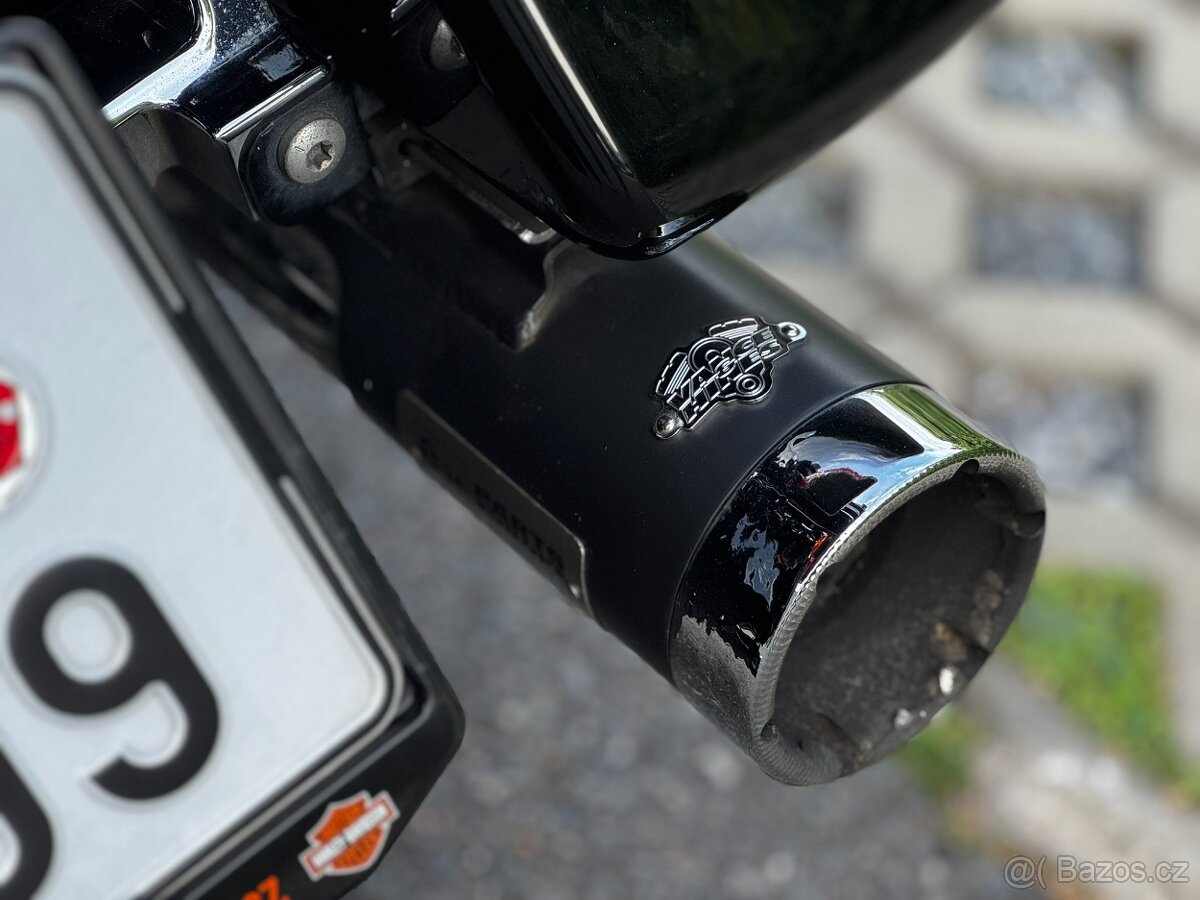 Harley-Davidson Electra Glide Ultra - 11