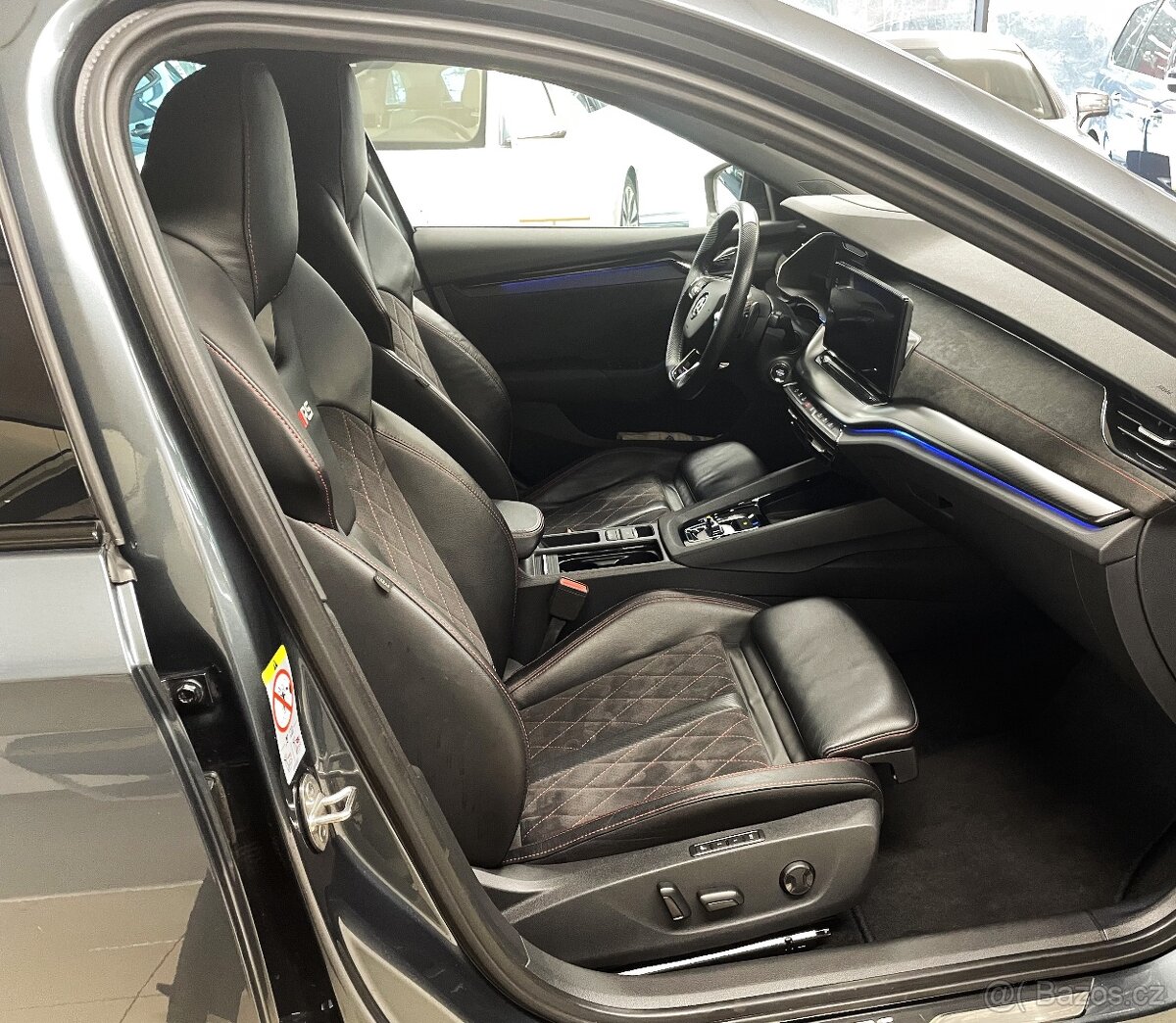 Škoda Octavia, RS, 147 kW, DSG,HEAD-UP,CANTON - 11