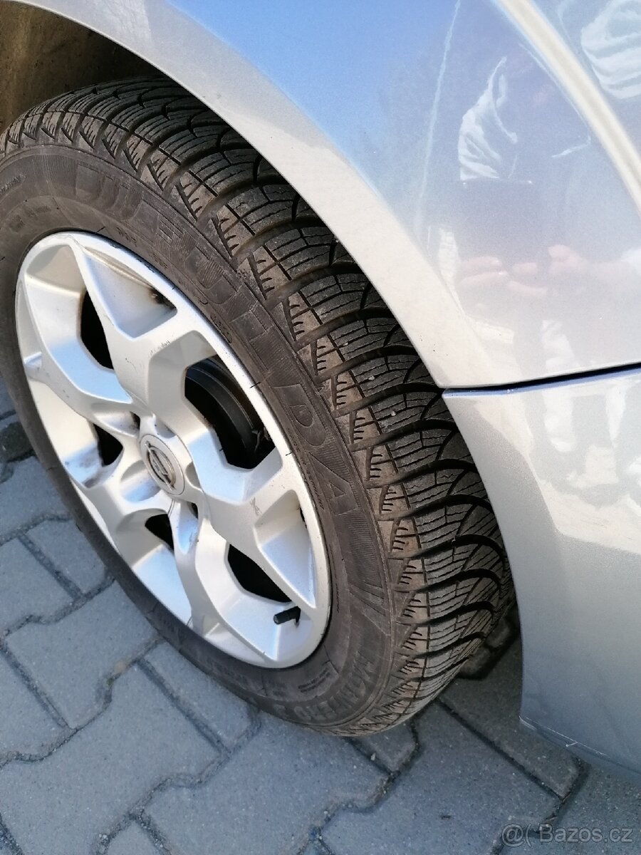 Opel Zafira 1.9 CDTi - 11