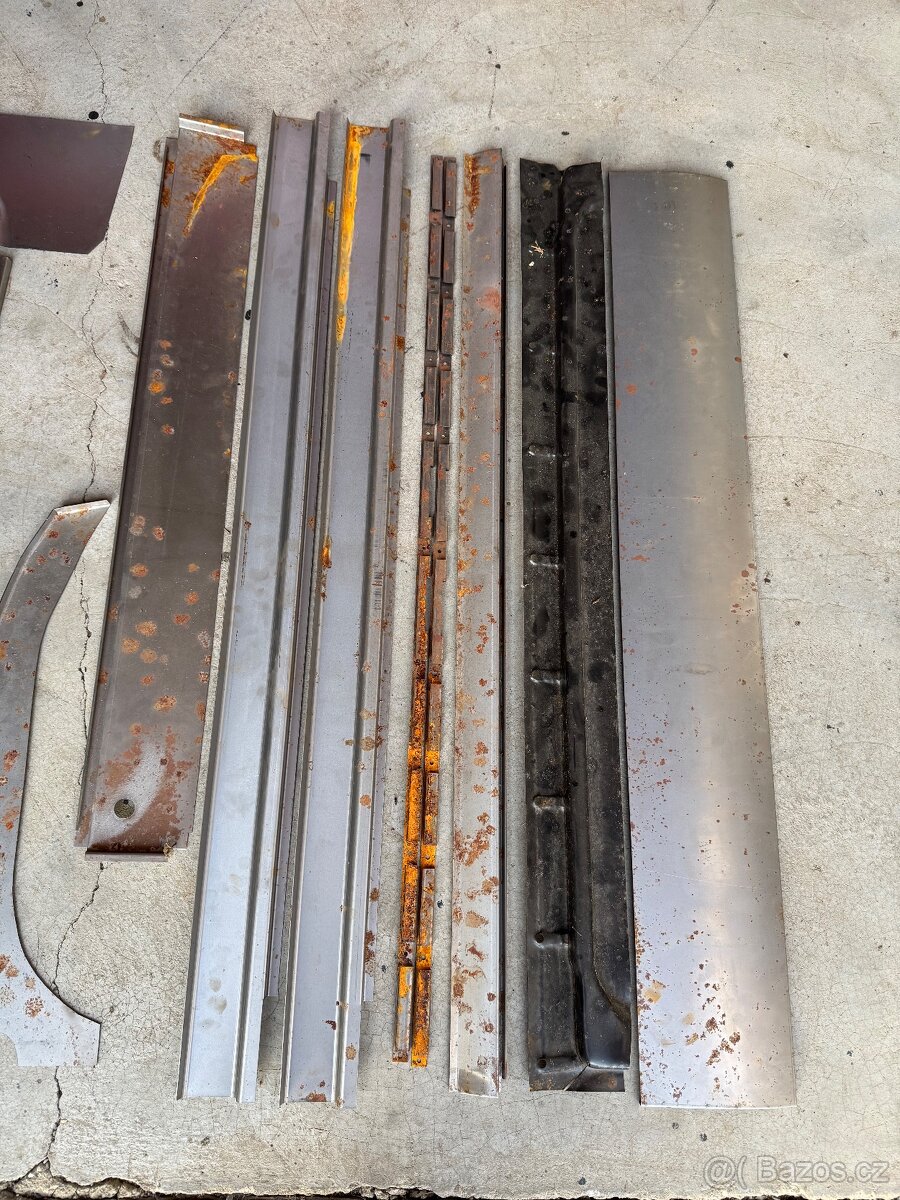 Plechařina VW T2 - 11