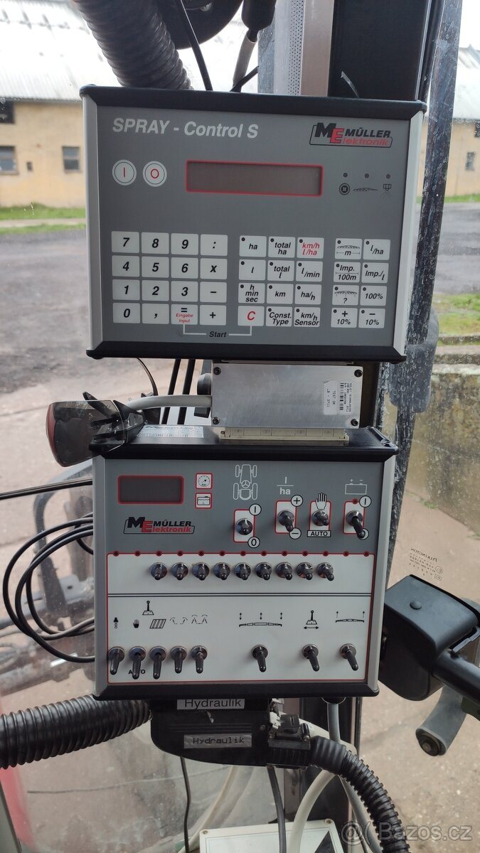 Tažený postřikovač MGM A4024 - 11