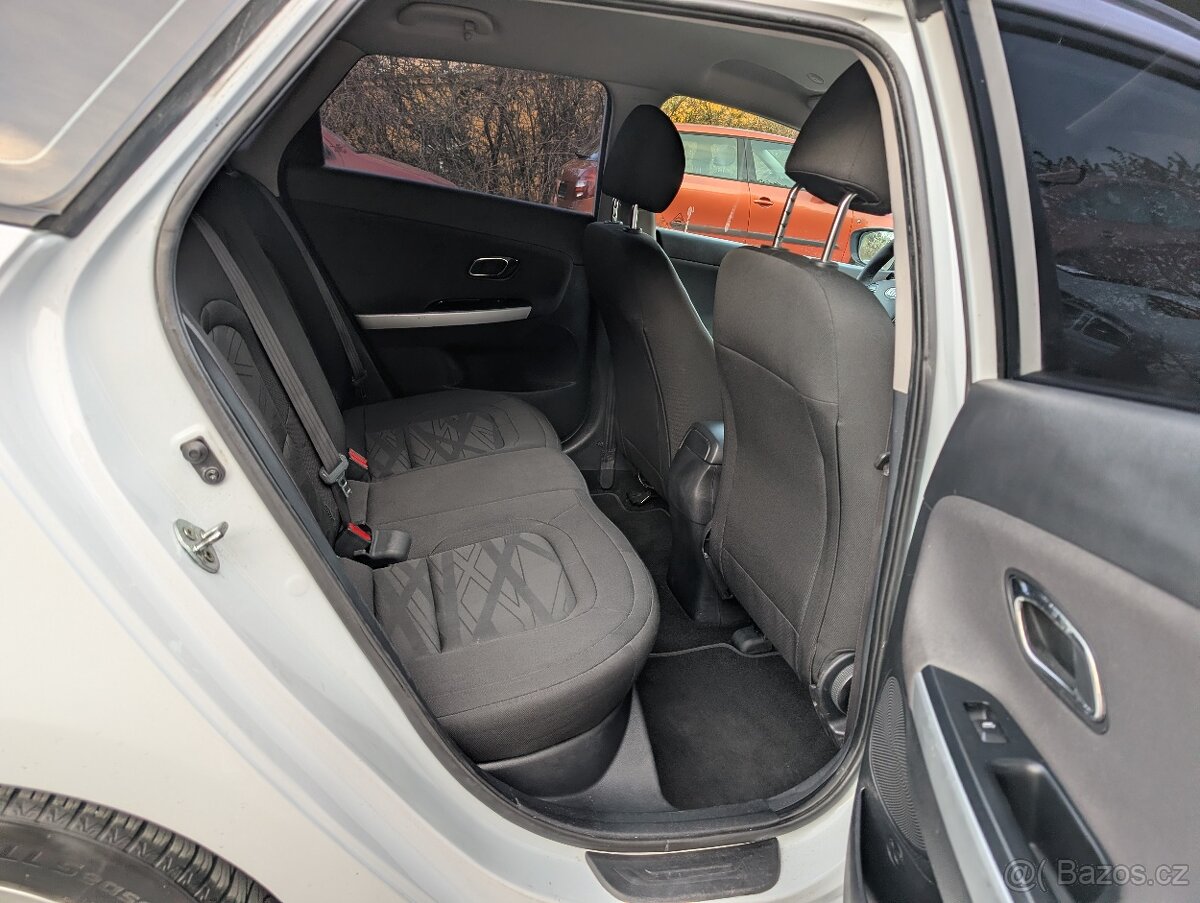 Kia Ceed SW 1.4i 73kw | 2012 - 11