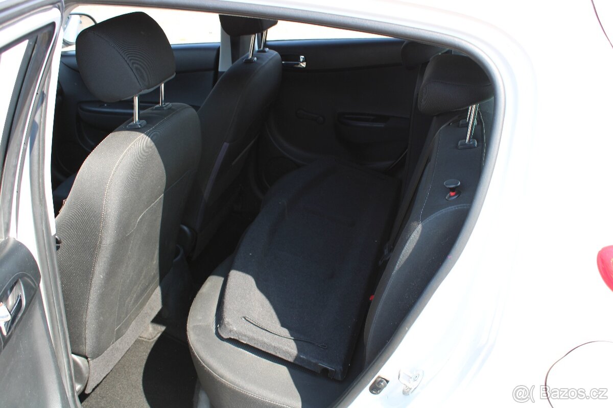 Hyundai i20, 1,2i 62KW, 1.maj.,ČR, 66.273 km, r.v. 2014 - 11