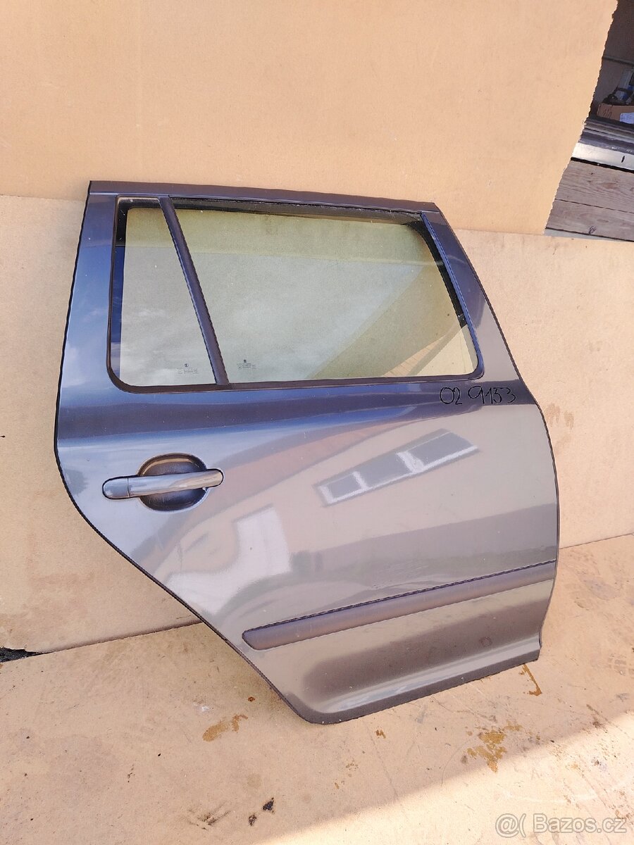 Boční dveře Škoda Octavia 2 kombi - 11