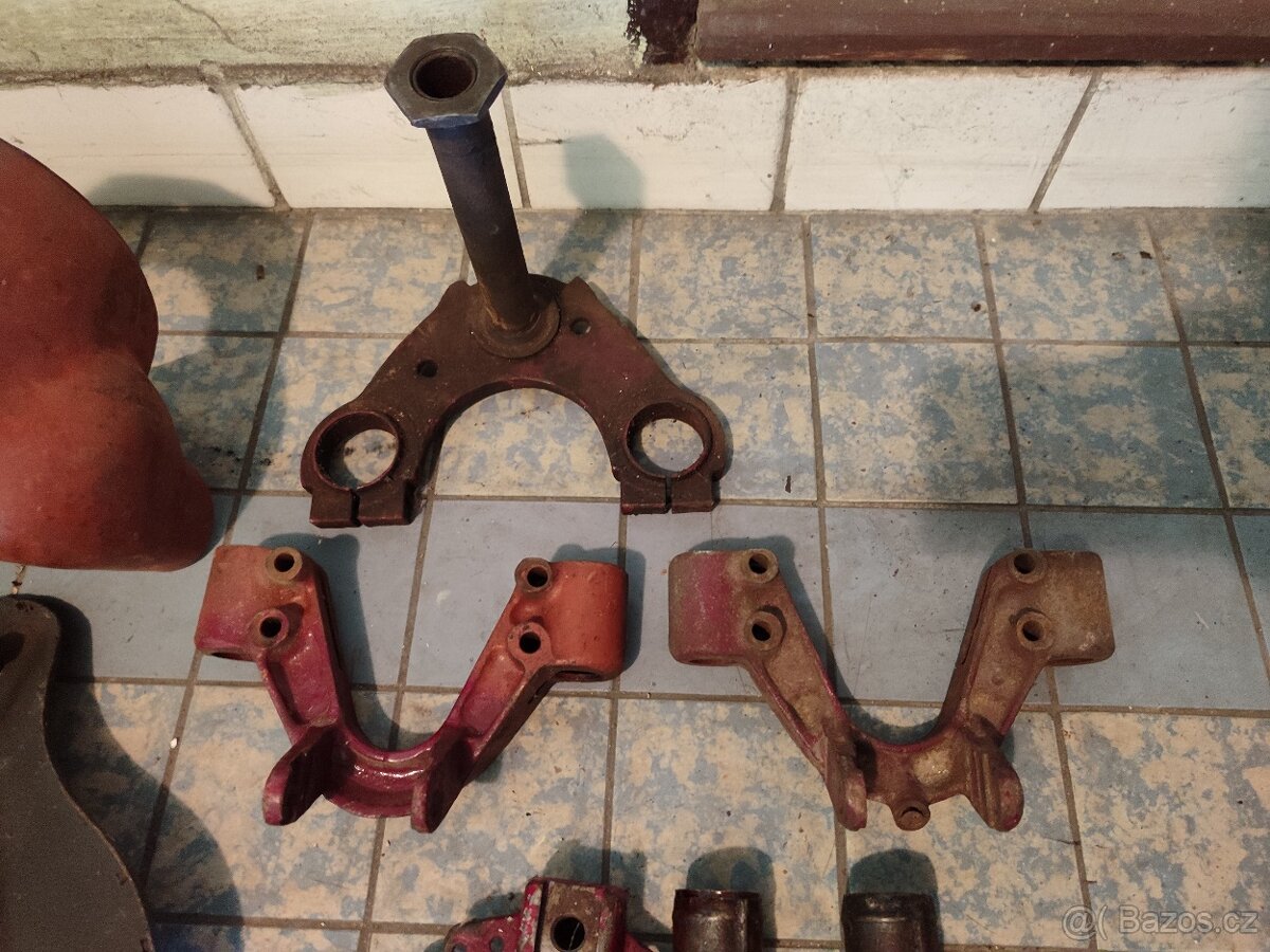 Díly na Jawa pérák - 11