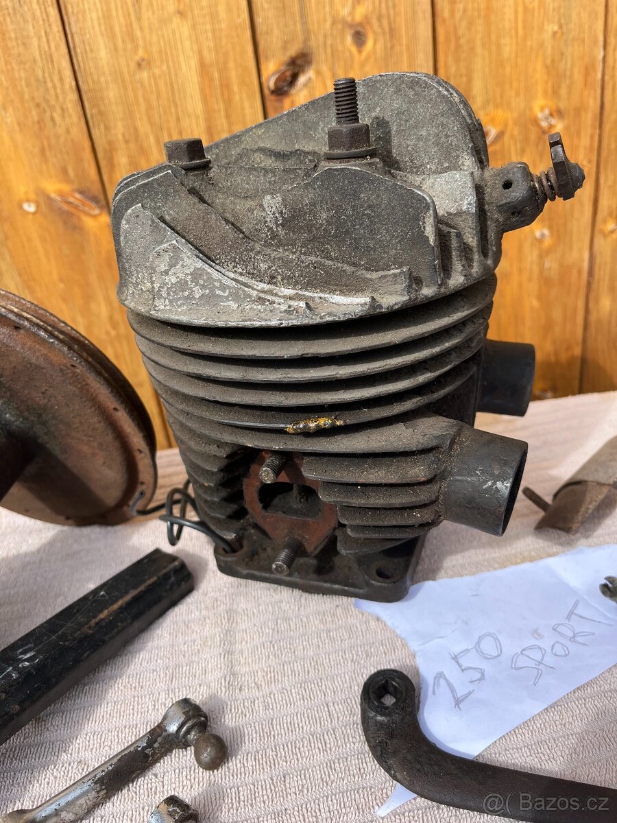 Prodám ČZ 250 předválečná díly i 175 - 11