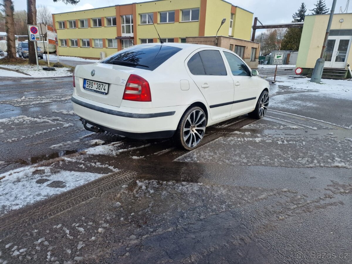 Škoda Octavia 2 1.9tdi 77kw, Rok 2004 - 11