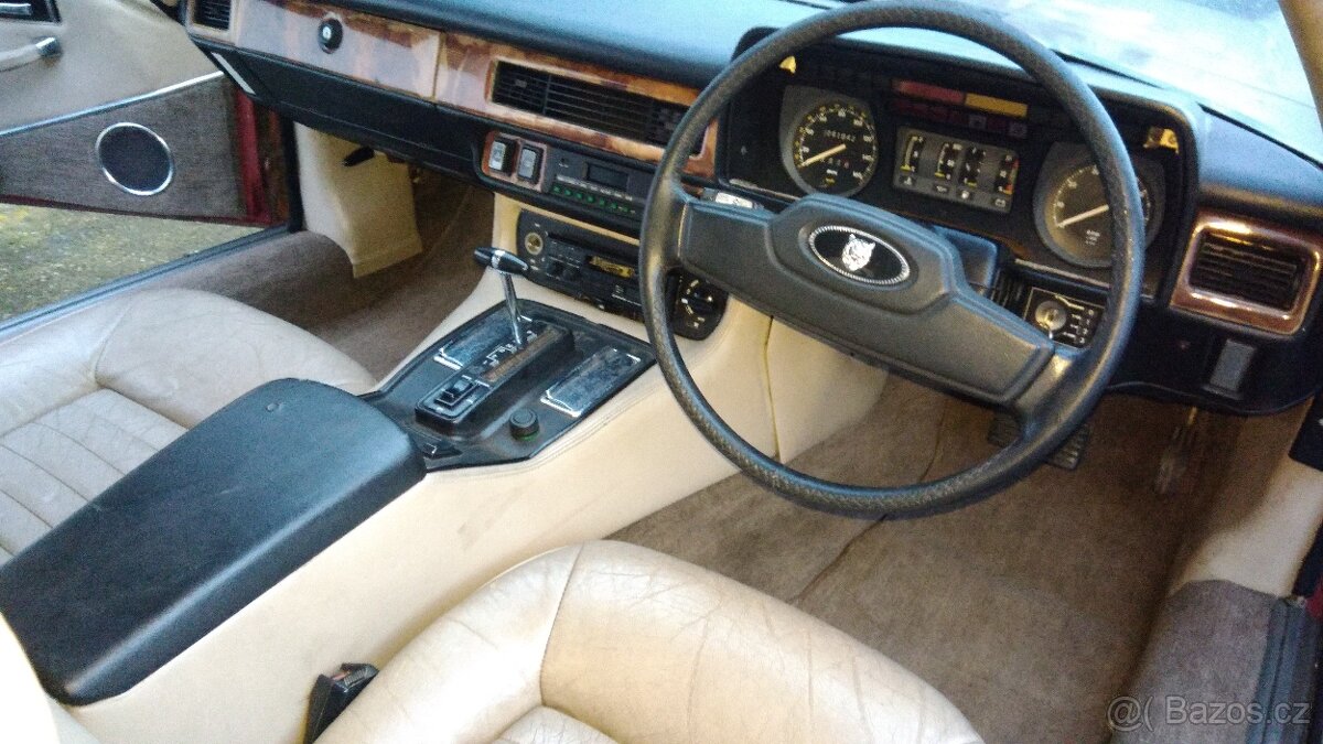 Jaguar XJS Targa V12 5.3 - 11