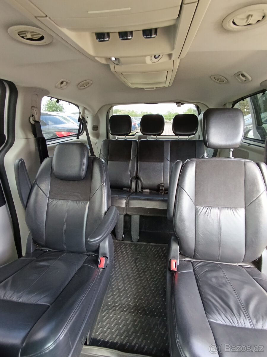 Chrysler Grand Voyager 2008, 2.8. diesel - 11