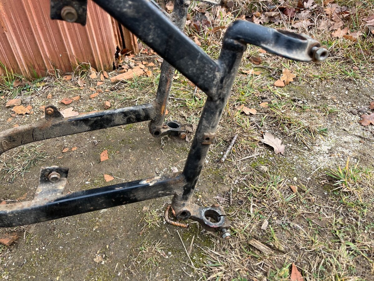 Rám Jawa perak komunista - 11