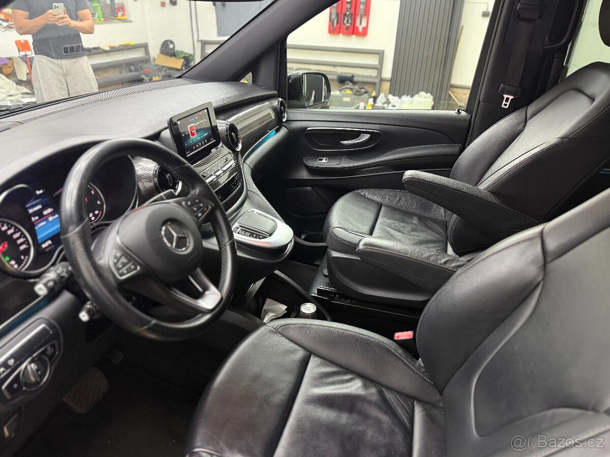 Mercedes-Benz V-Class - 11