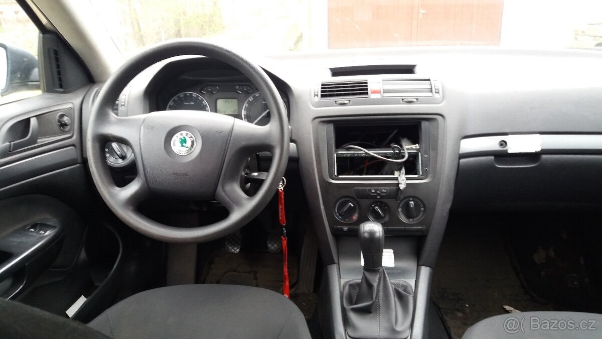 Škoda Octavia 2 combi 1.6 benzín 75kw - 11