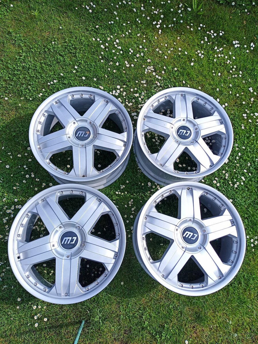 Borbet CW 22" , 5x120 R22, Šíře 10, ET-35 - 11