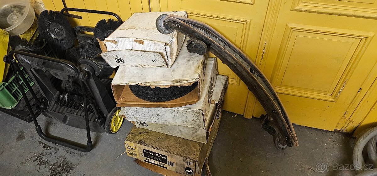 čistíčí stroj Pioneer Eclipse Z1, pohon na plyn, 16koní - 11