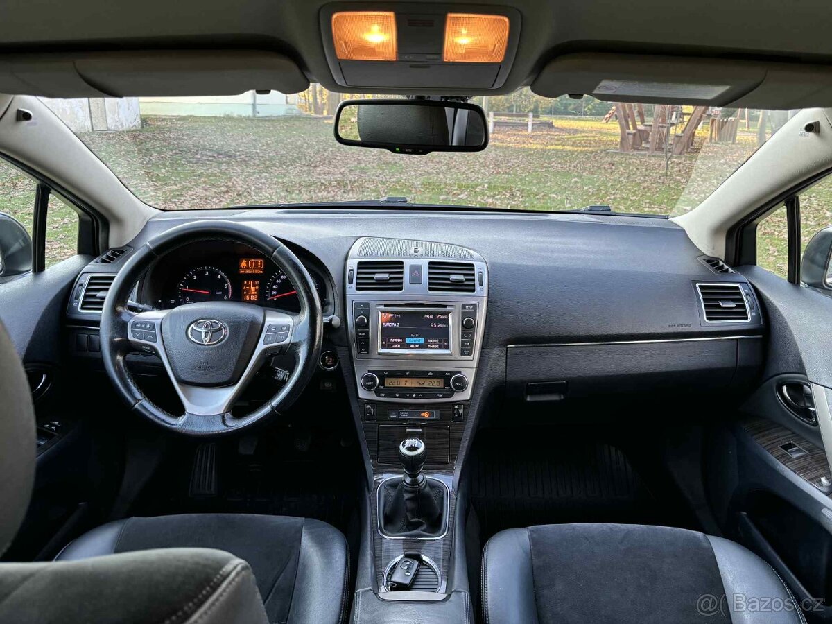 Toyota Avensis 2.0l D-4D Sol - 11