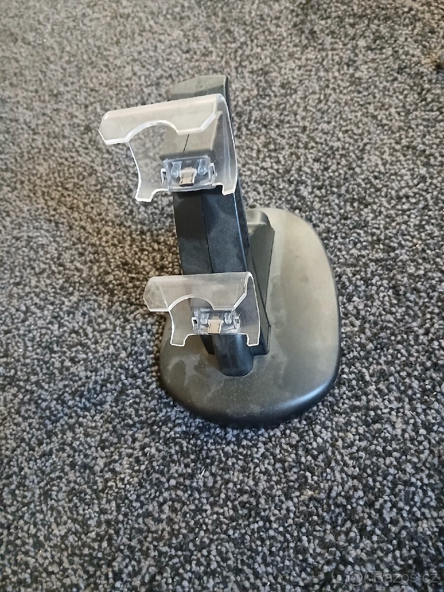 Playstation 4 slim - 11