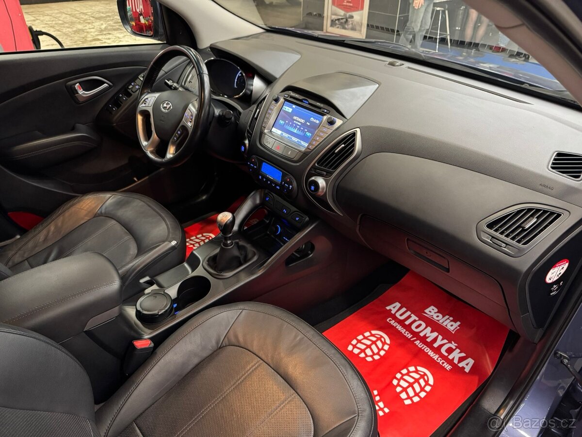 Hyundai IX35 2.0i STYLE PLUS 122kW AWD, XENONY, BENZÍN - 11