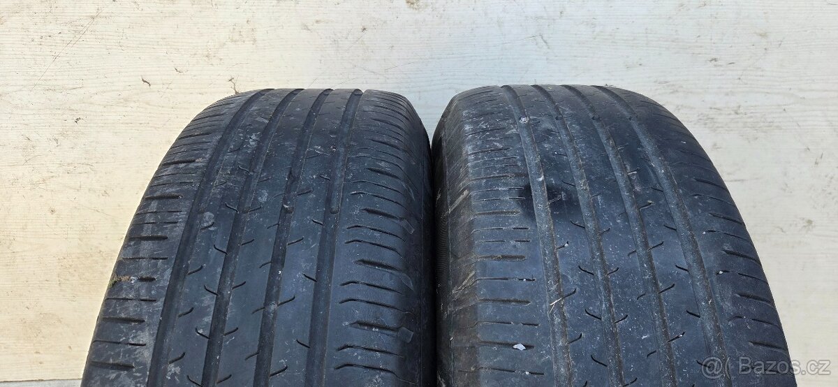 Dacia Duster 16" 5x114,3 s pneu - 11