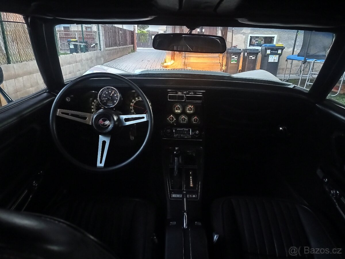 Chevrolet Corvette C3 - 11