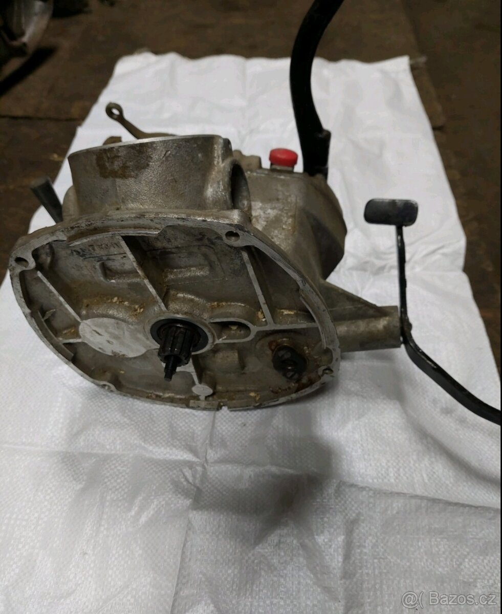 Originální převodovka Dněpr Ural M72 M67 M67-36 K750 MT16 - 11