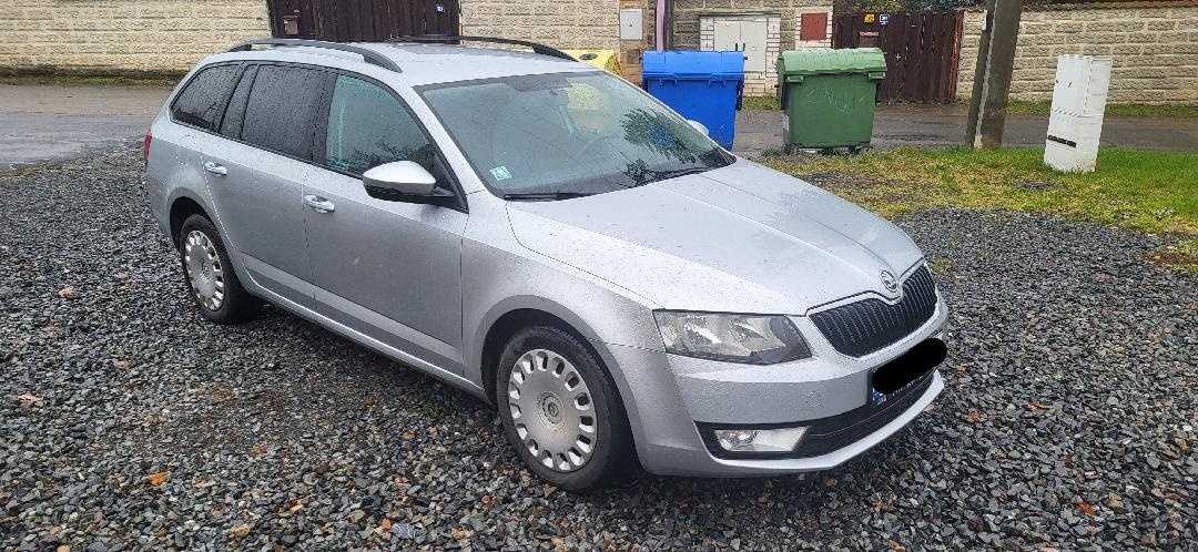 Škoda Octavia combi III 1.6 TDI 77kW Elegance rv 2015 CZ-TOP - 11