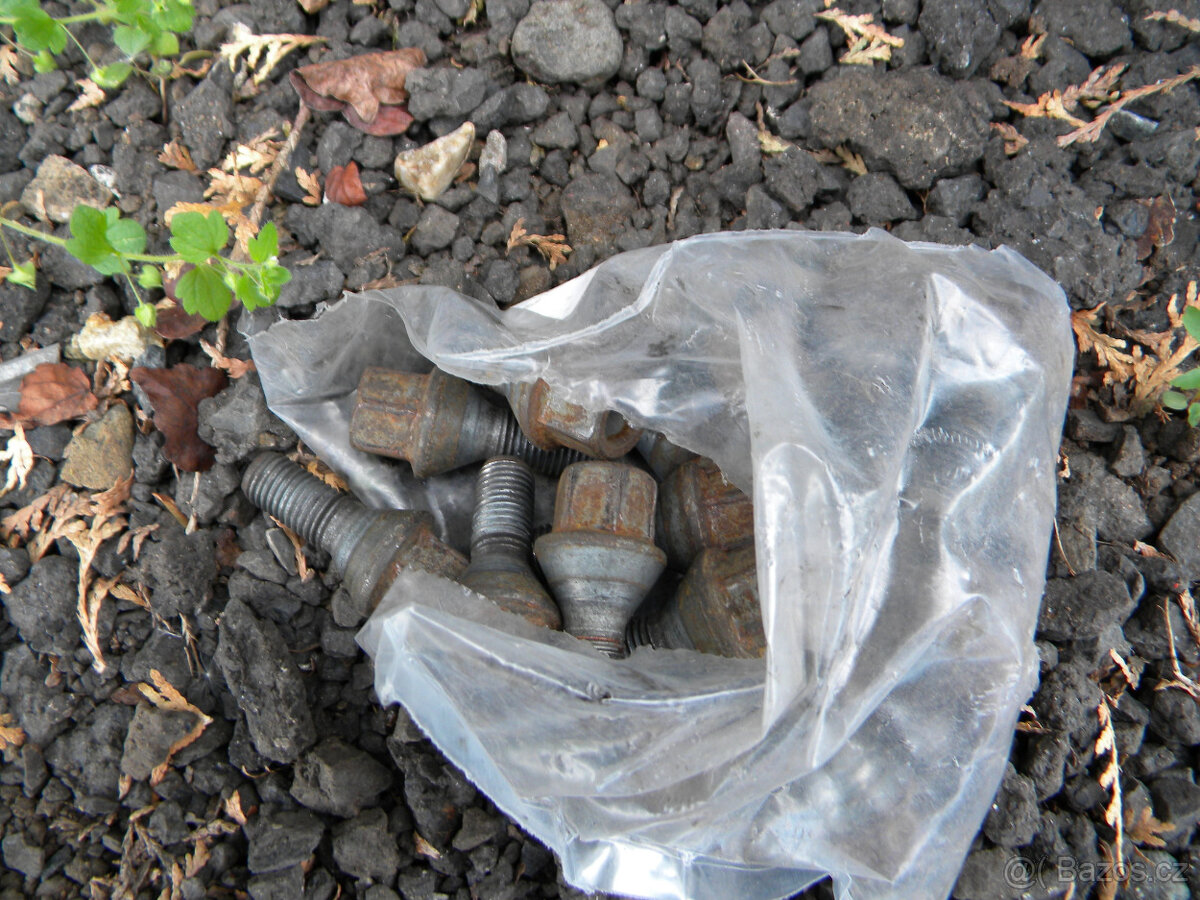 ORIGINÁLNÍ ZIMNÍ KOLA - 7mm, DACIA DUSTER, BIGSTER 16" - 11