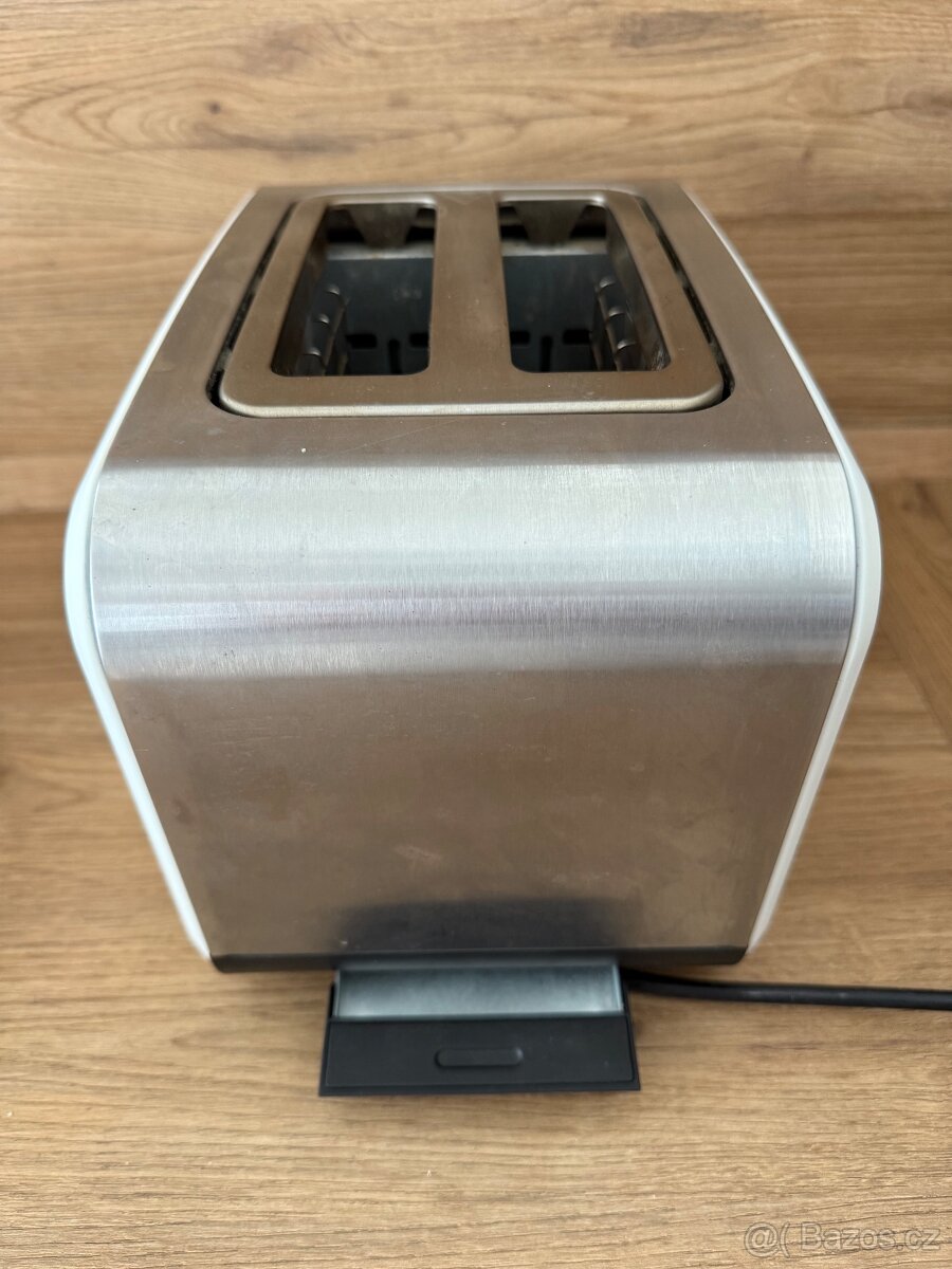 Varná konev s topinkovačem - 11