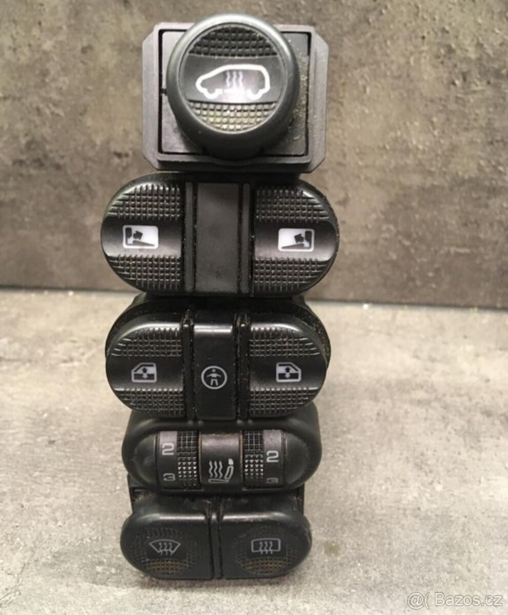 Ovladače,vypínače,relé,spínače. - 11