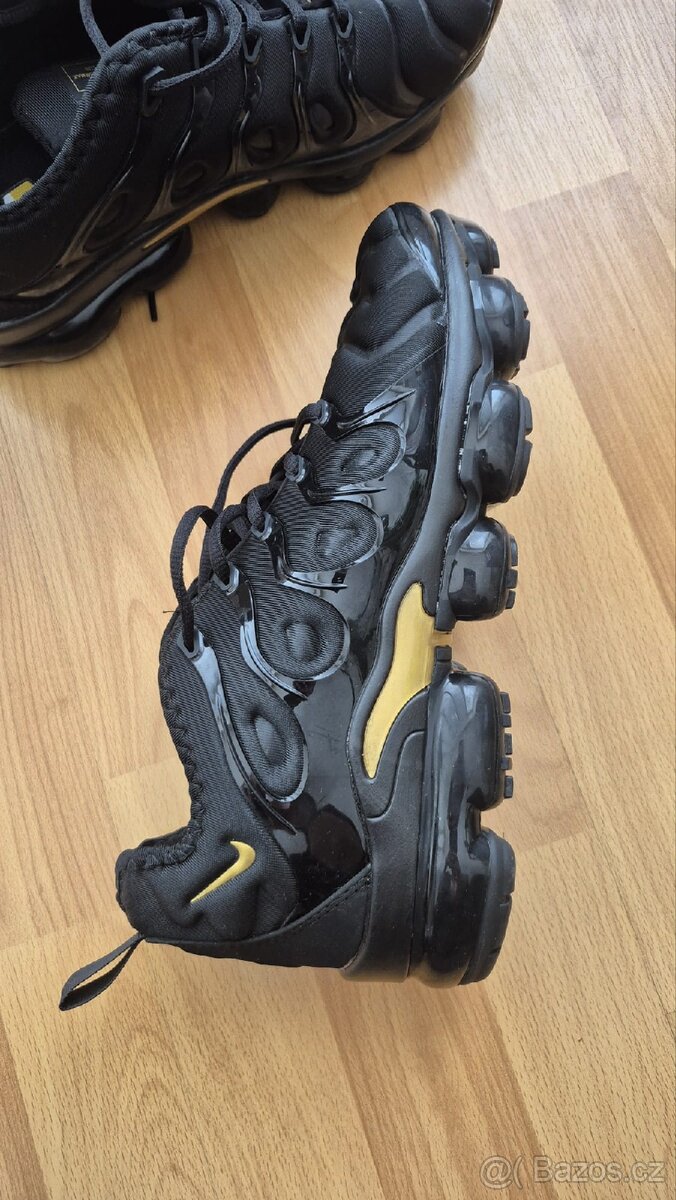 NIKE boty VAPORMAX PLUS - 11