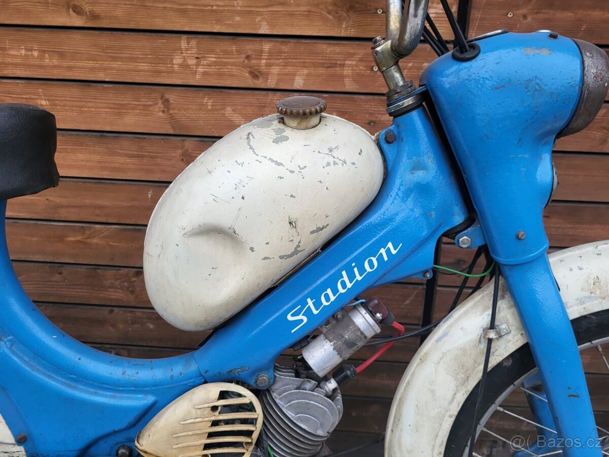 Stadion S22 motor po GO - 11