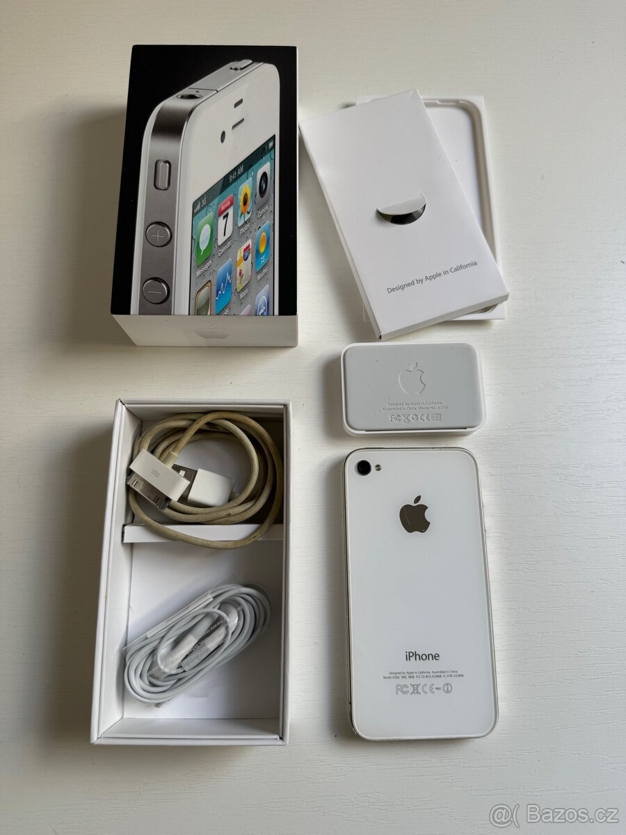 Sbírka iPhone 2G - 4S - 11